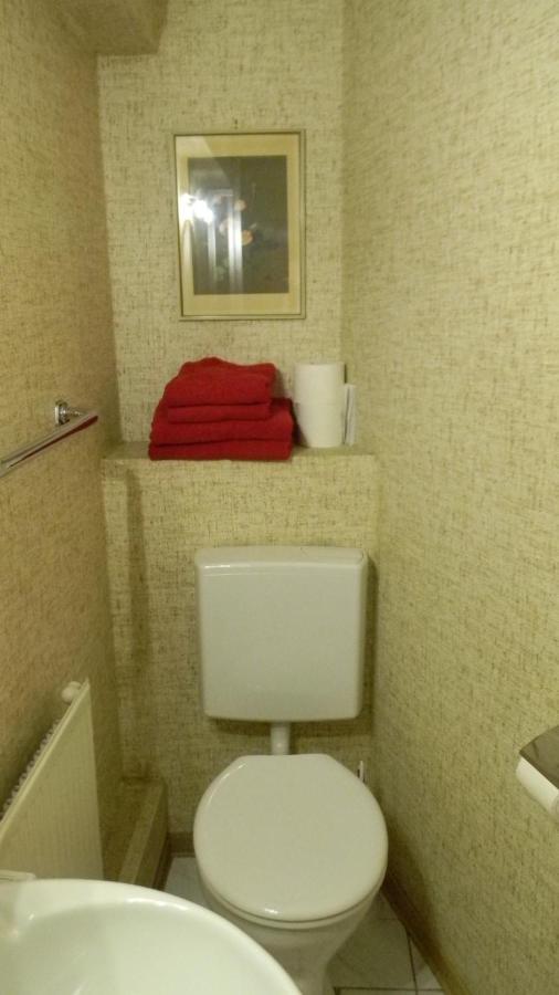 Gastehaus Am Calmont Bed & Breakfast Ediger-Eller Ruang foto