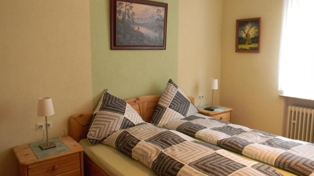 Gastehaus Am Calmont Bed & Breakfast Ediger-Eller Bagian luar foto