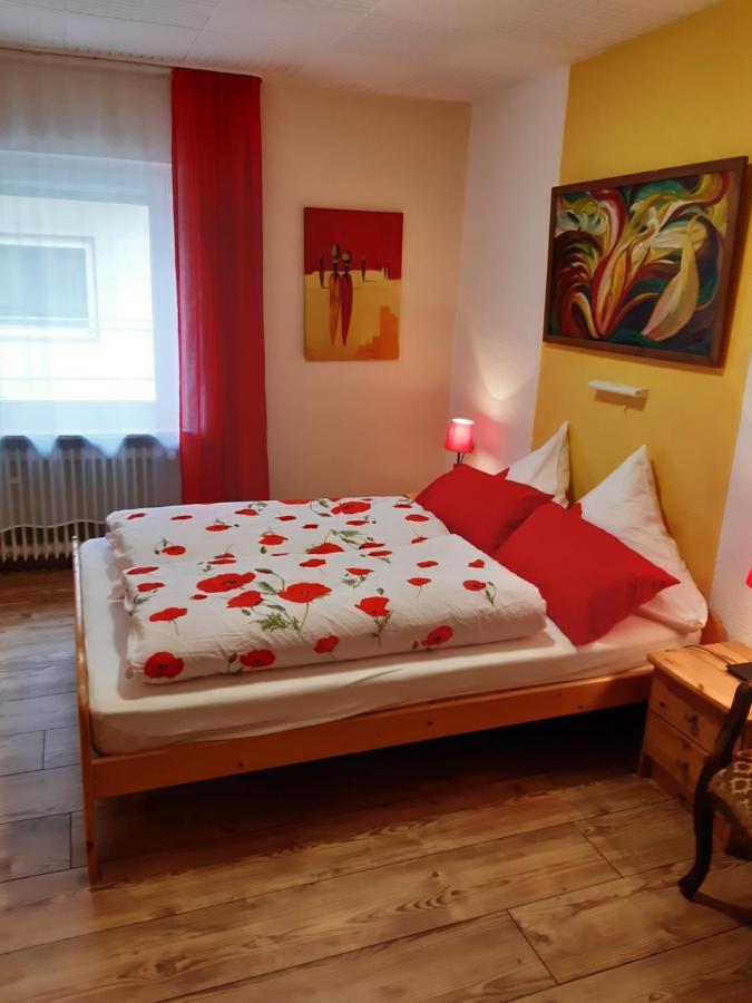 Gastehaus Am Calmont Bed & Breakfast Ediger-Eller Bagian luar foto