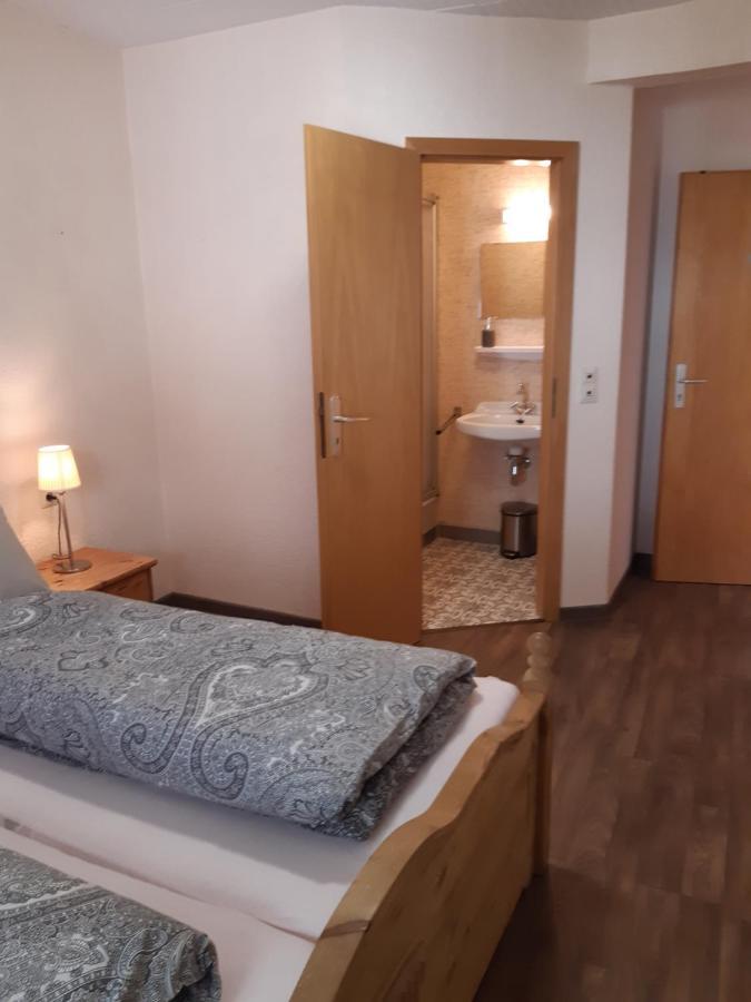 Gastehaus Am Calmont Bed & Breakfast Ediger-Eller Bagian luar foto