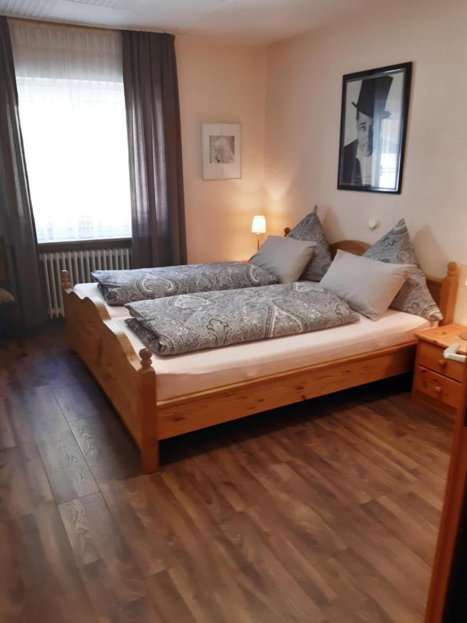 Gastehaus Am Calmont Bed & Breakfast Ediger-Eller Bagian luar foto