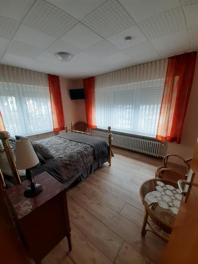Gastehaus Am Calmont Bed & Breakfast Ediger-Eller Bagian luar foto